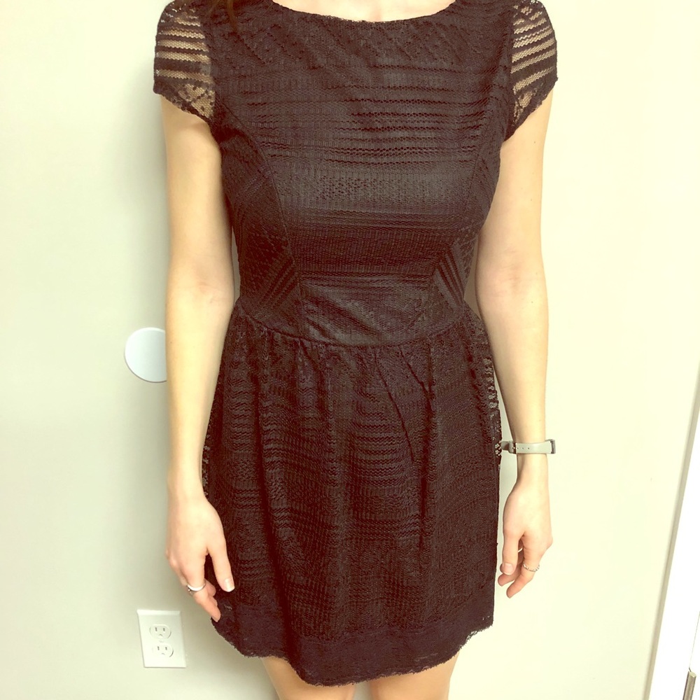 Black Short Sleeve Fancy Dress Juniors Size 7